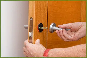 Neighborhood Locksmith Services St Johns, FL 904-572-3713 - 14-install-new-Lock